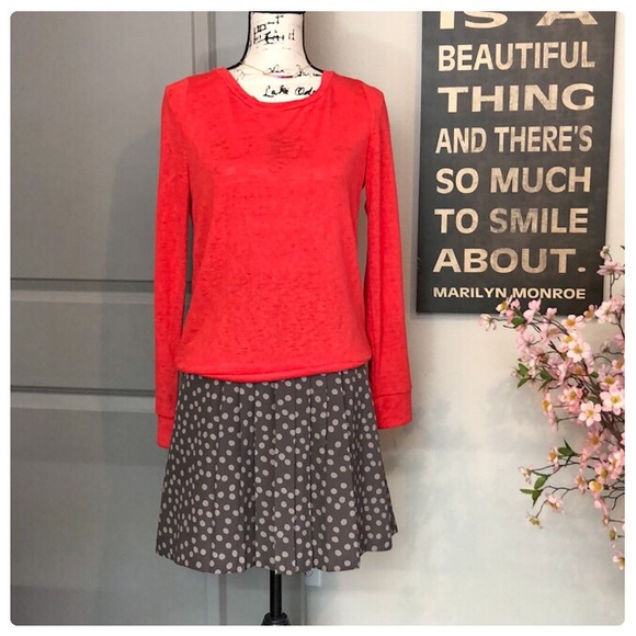 Ann Taylor Dresses & Skirts - Beautiful Taupe Ann Taylor pleated polka dot skirt